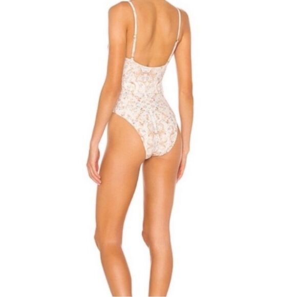 NWT WeWoreWhat Danielle One Piece Swim Suit Cream Size XS - Picture 4 of 10